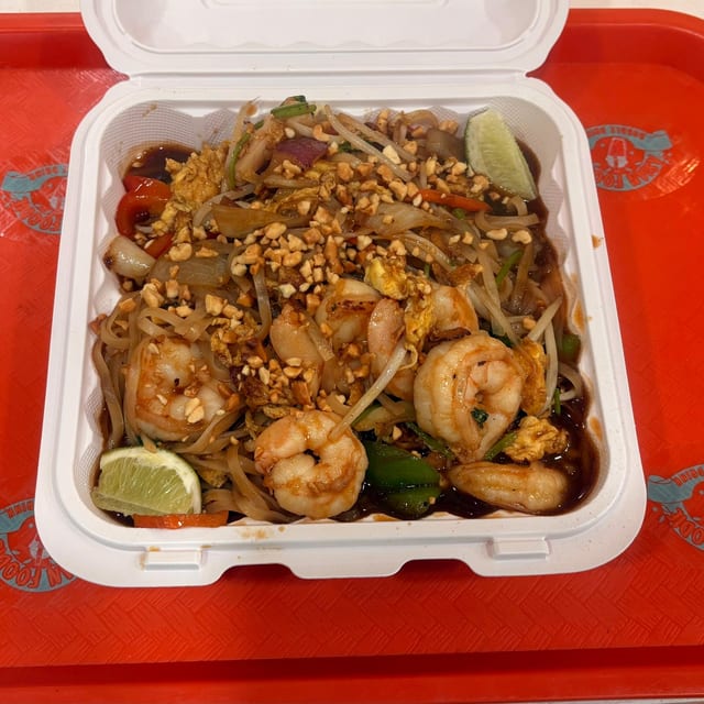 Shrimp Pad Thai.
